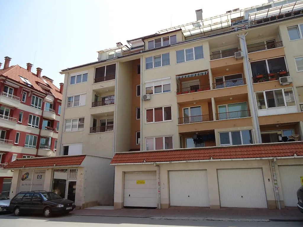 Block 531 Aparthouse Block 533 Szófia 0*,  Bulgária